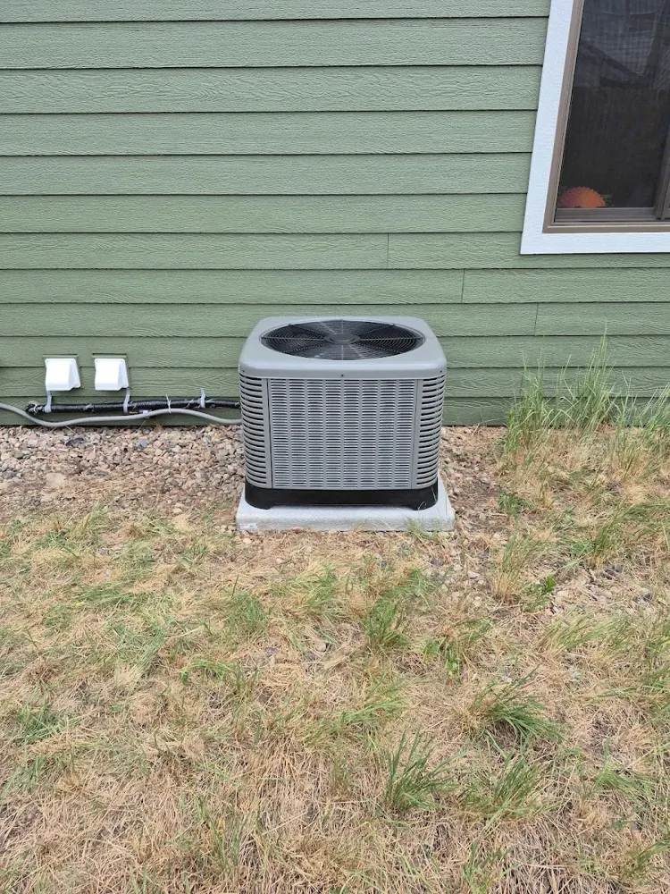 Condenser install with new disconnect