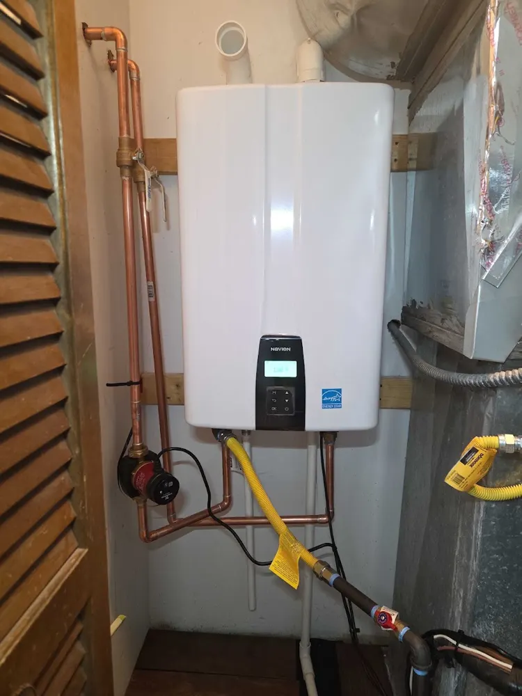 Wall-hung tankless water heater